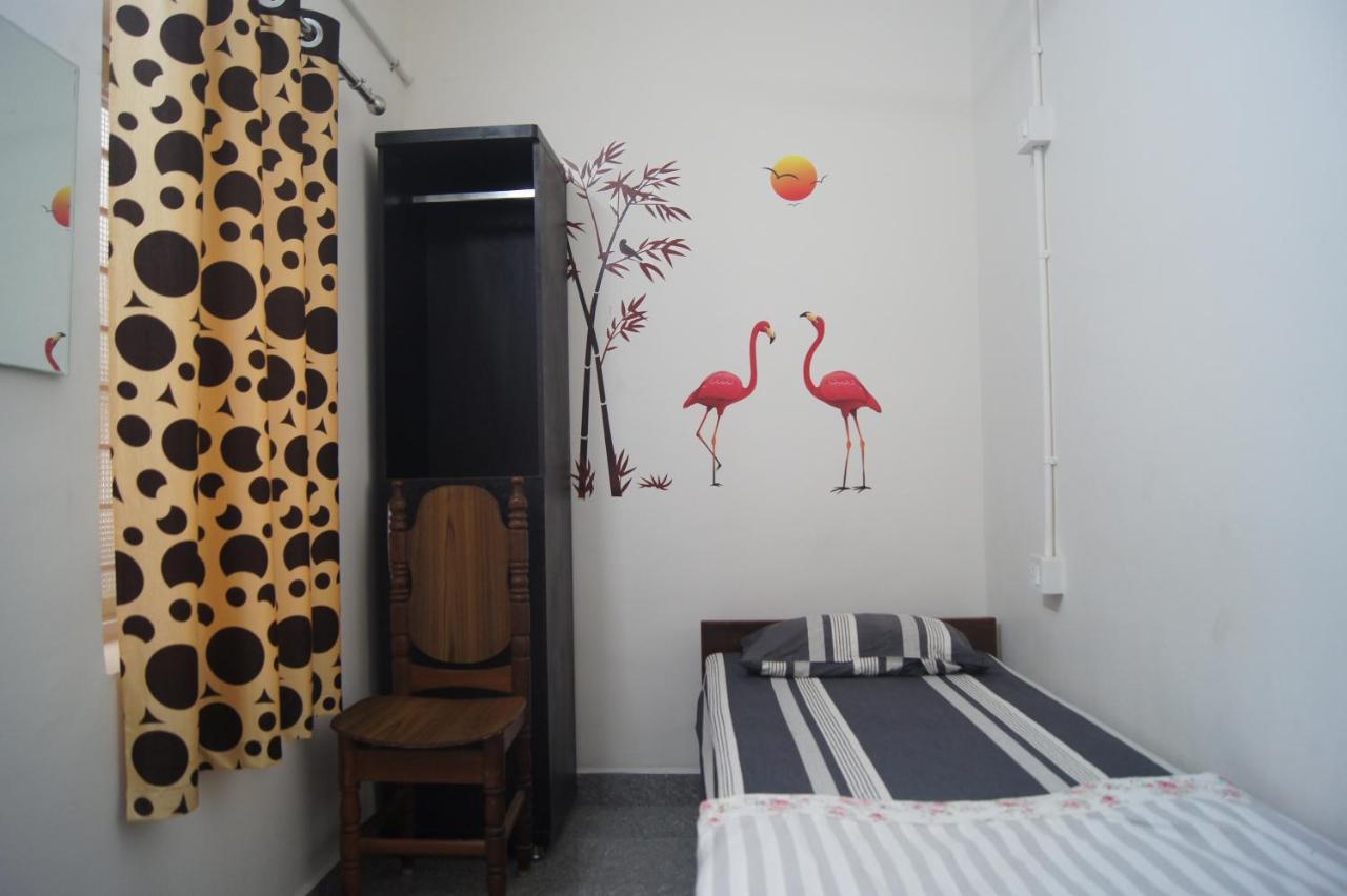 Cornerbunker Hostel Mysore Exterior foto