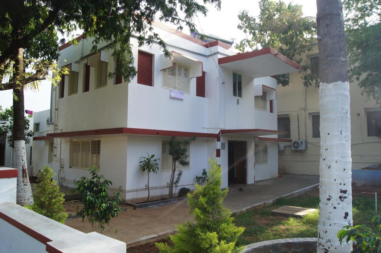 Cornerbunker Hostel Mysore Exterior foto